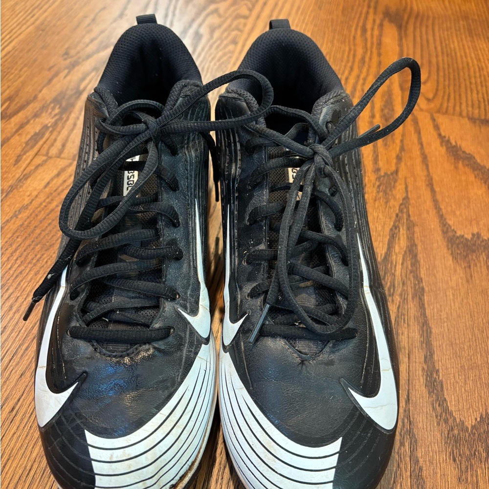 Nike Black and White baseball cleats size 9